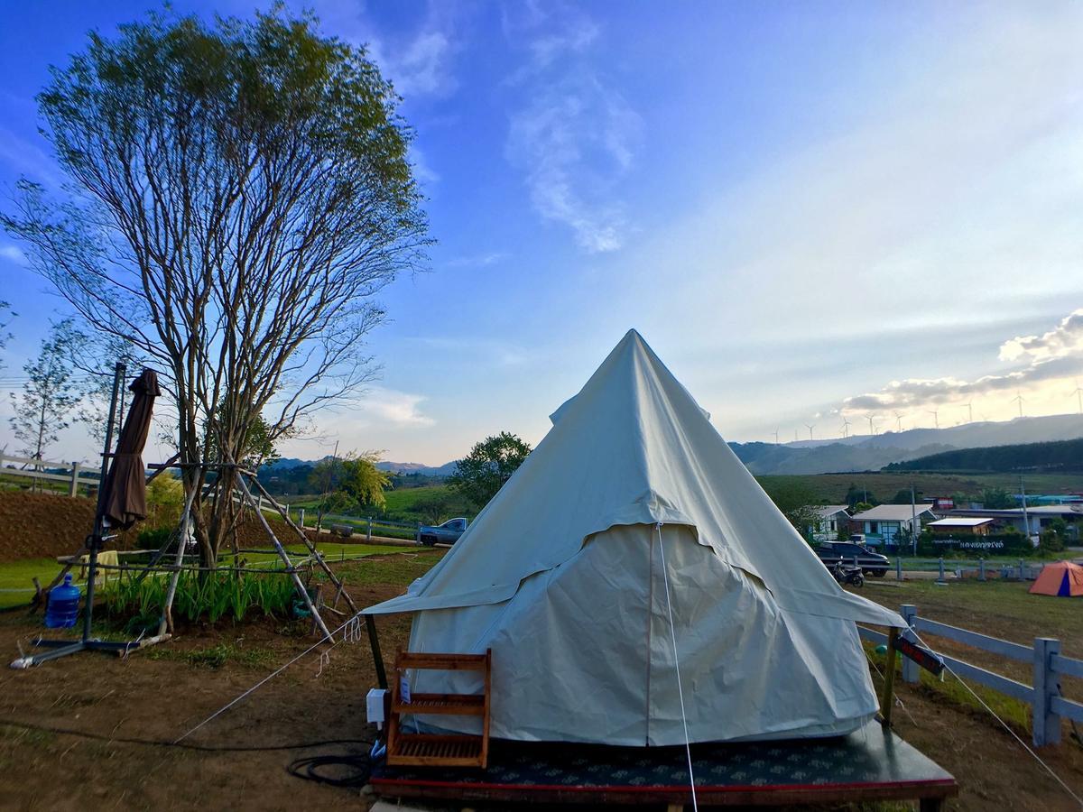 Kondee Cino Cafe & Glamping Hotel Khao Kho Bagian luar foto