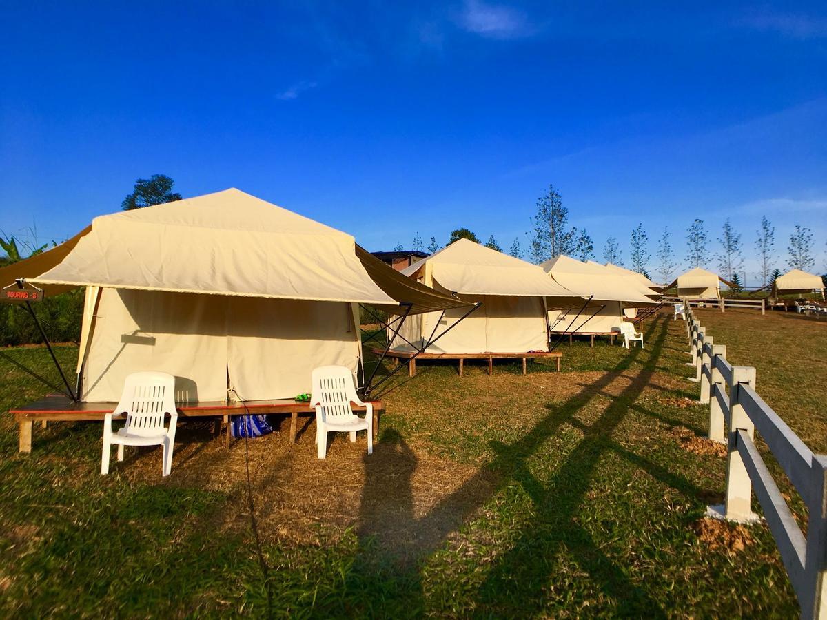 Kondee Cino Cafe & Glamping Hotel Khao Kho Bagian luar foto