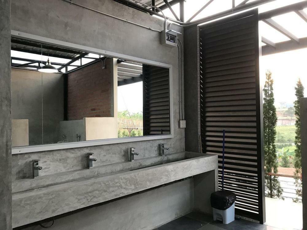 Kondee Cino Cafe & Glamping Hotel Khao Kho Bagian luar foto