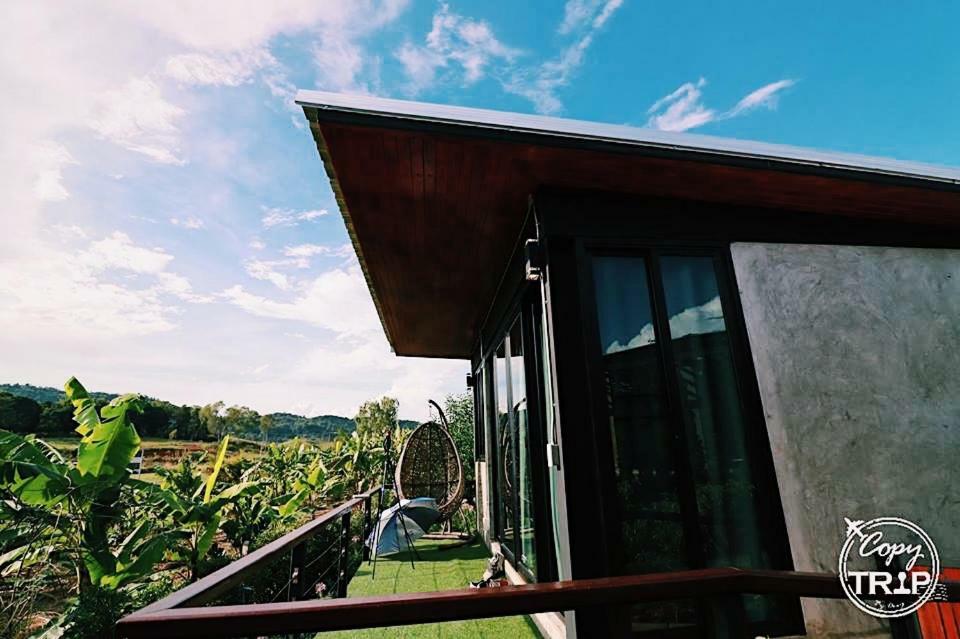 Kondee Cino Cafe & Glamping Hotel Khao Kho Bagian luar foto
